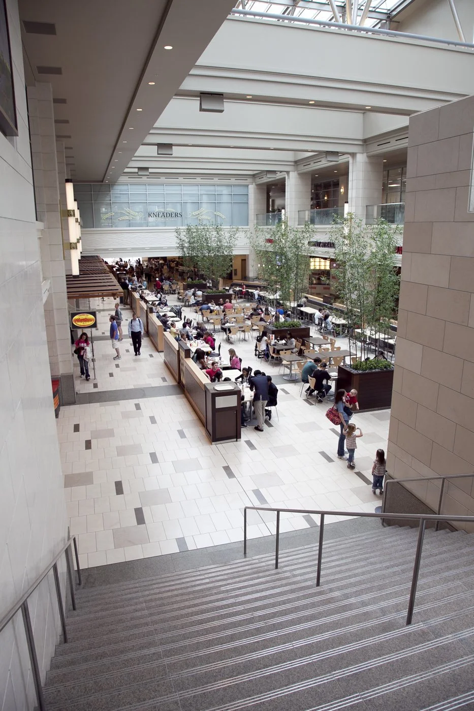 Food Court 6479.jpg