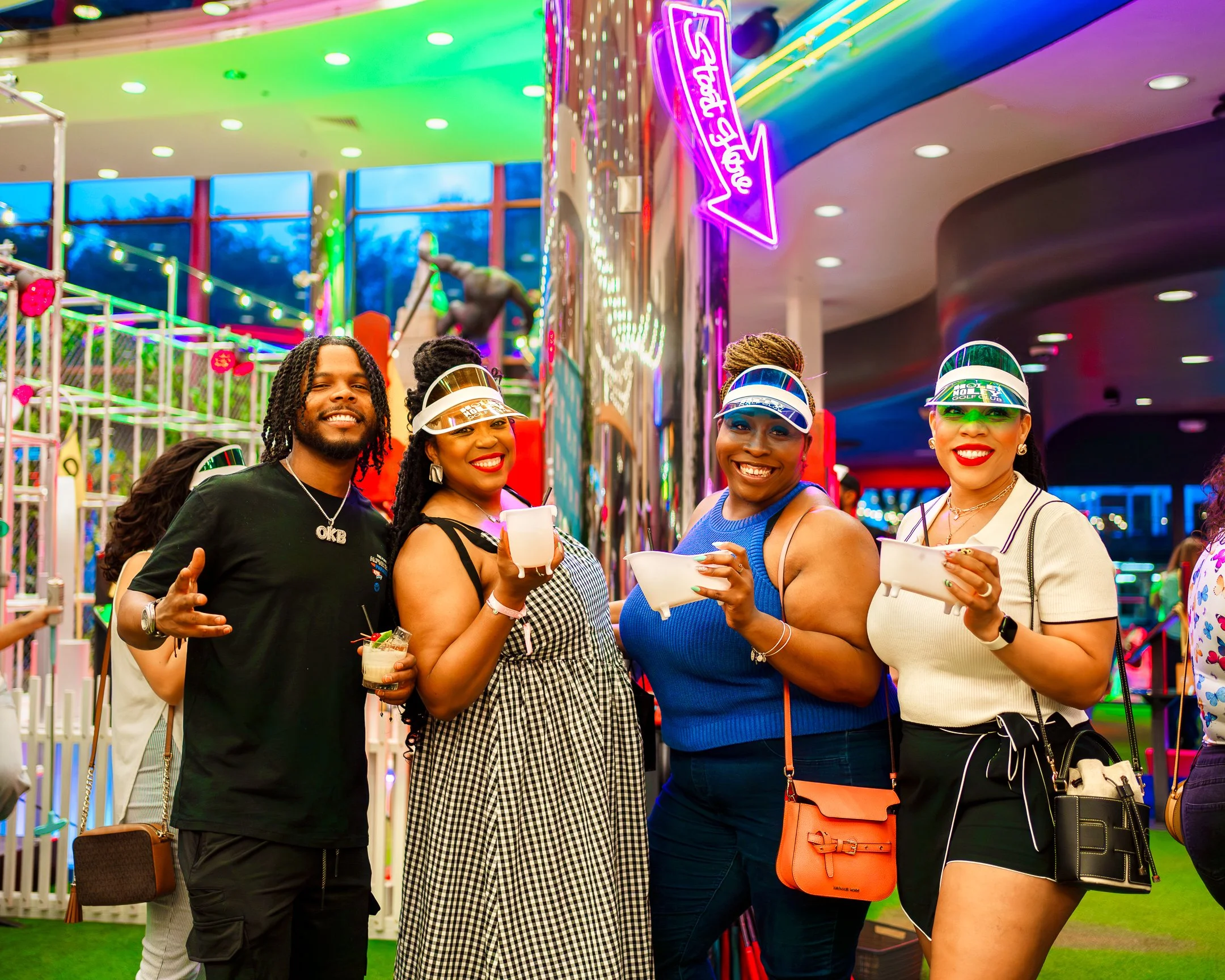 Holey Moley_Houston Launch-59_Social 5x4.jpg