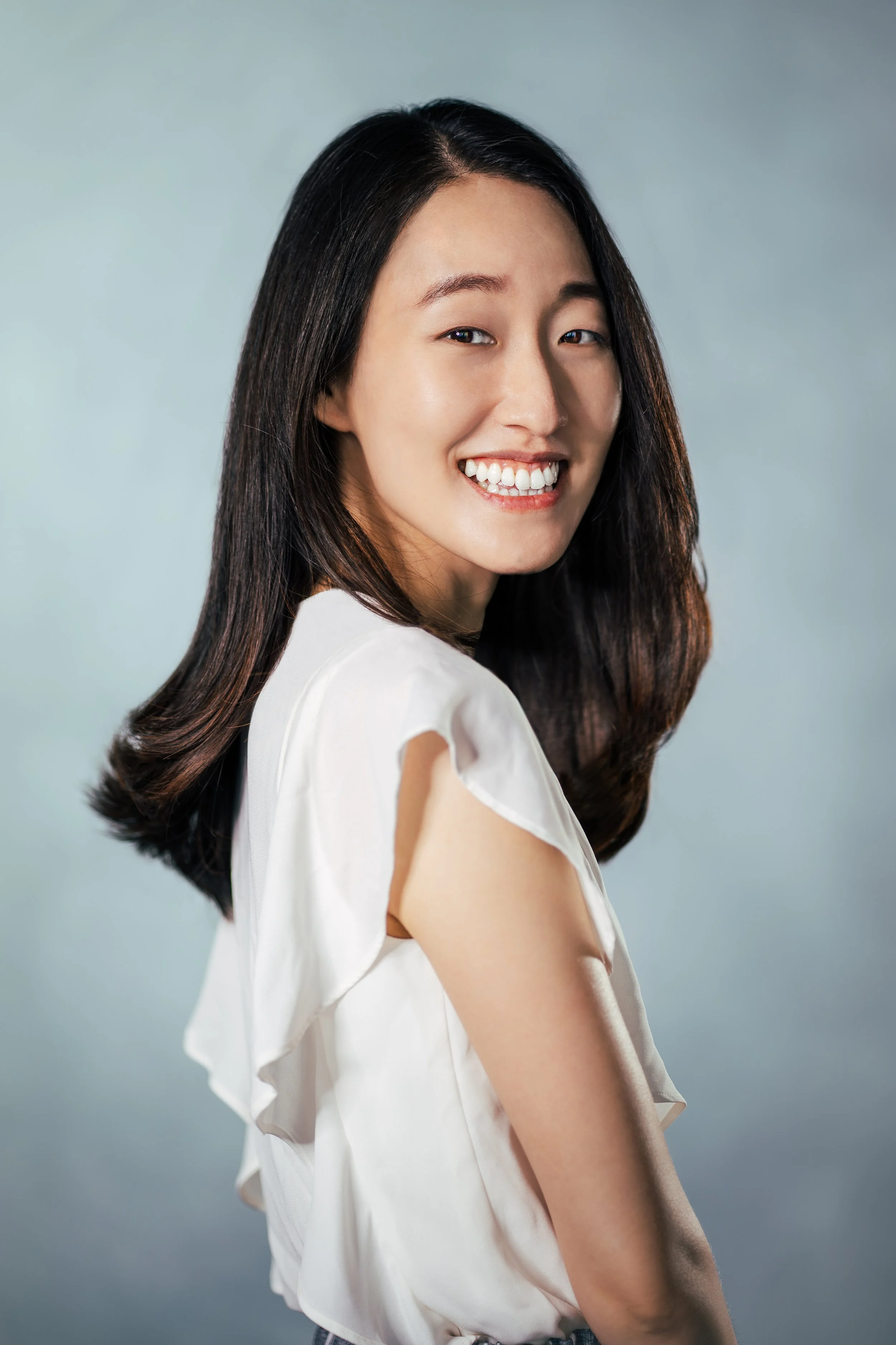 Ashley Headshot_4_full-06.jpg