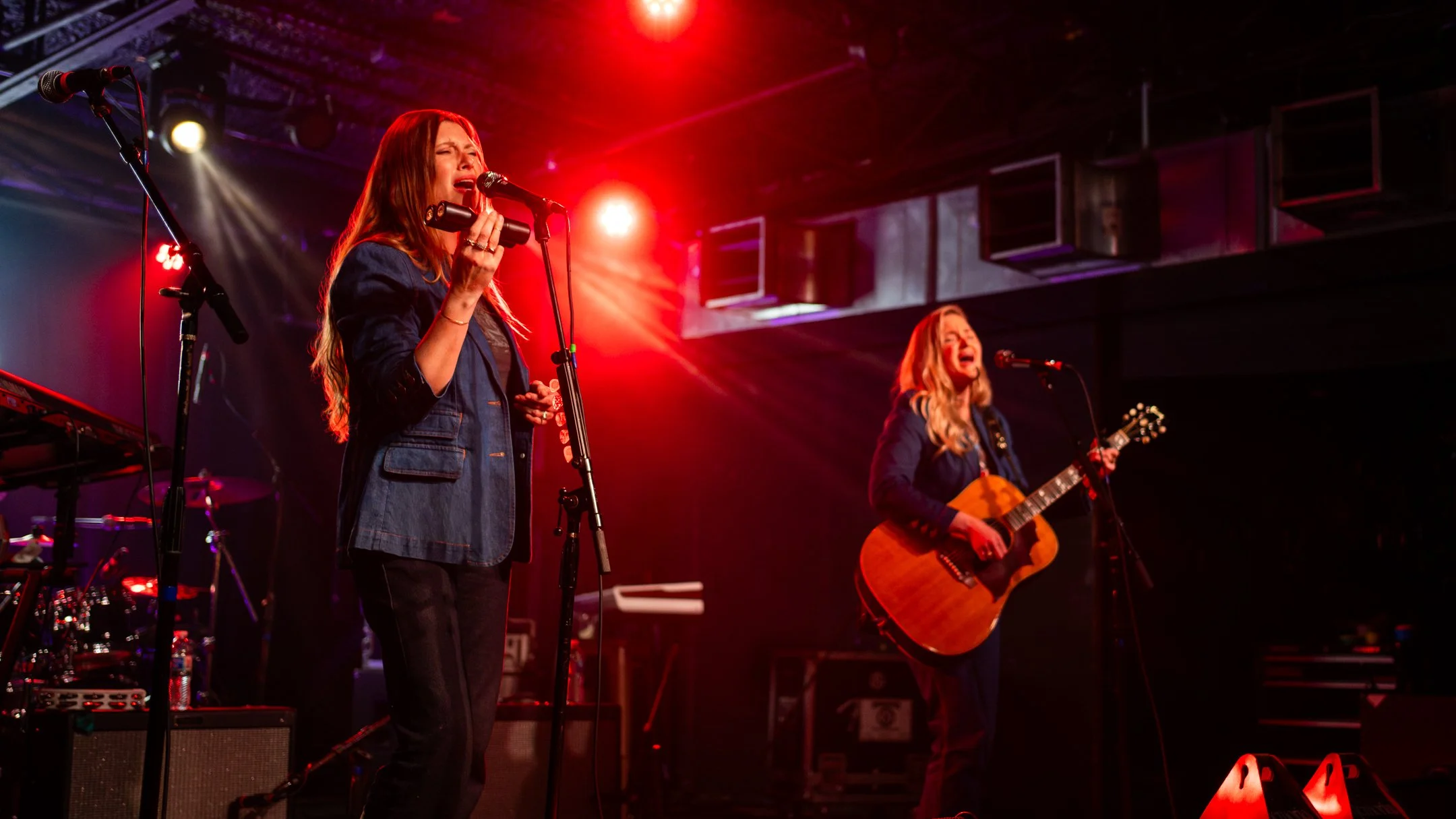 aly & aj 5.jpg