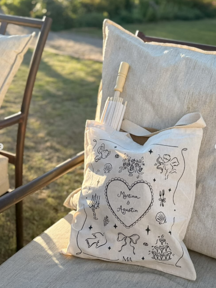 Totebag personalizada para evento "casamiento"— experiencia de marca producida por Shaolguin Buenos Aires