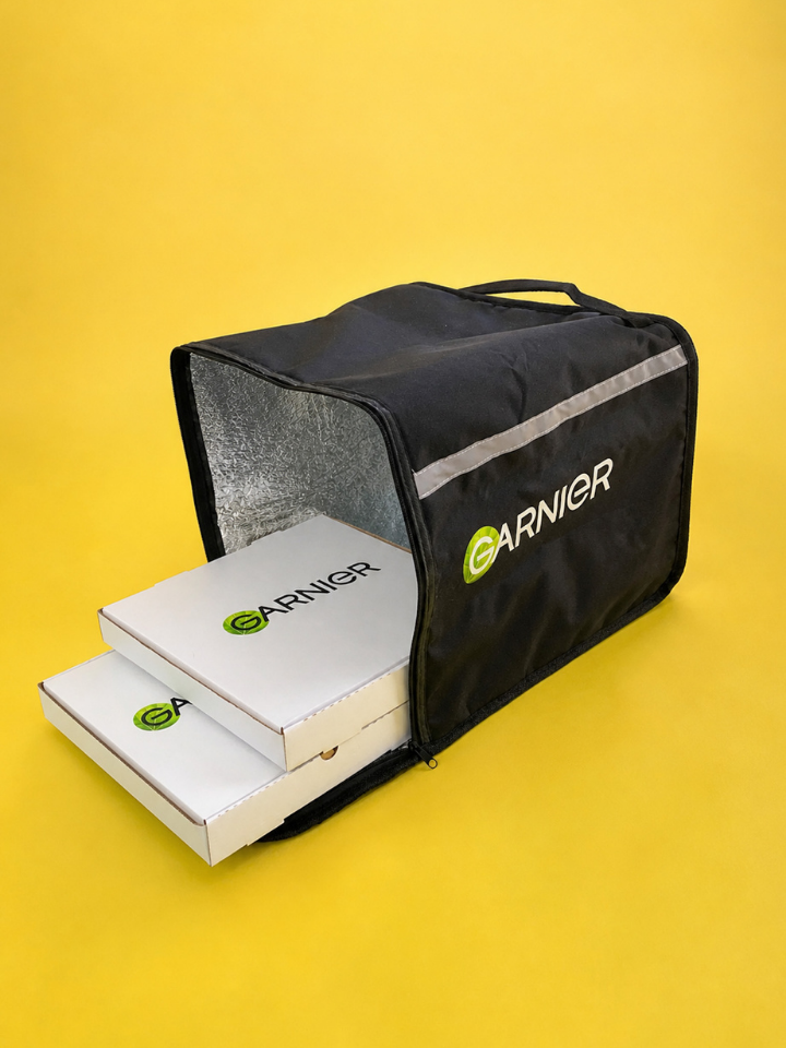 Kit de packaging para Garnier con caja y bolsa de transporte — producción creativa Shaolguin Buenos Aires