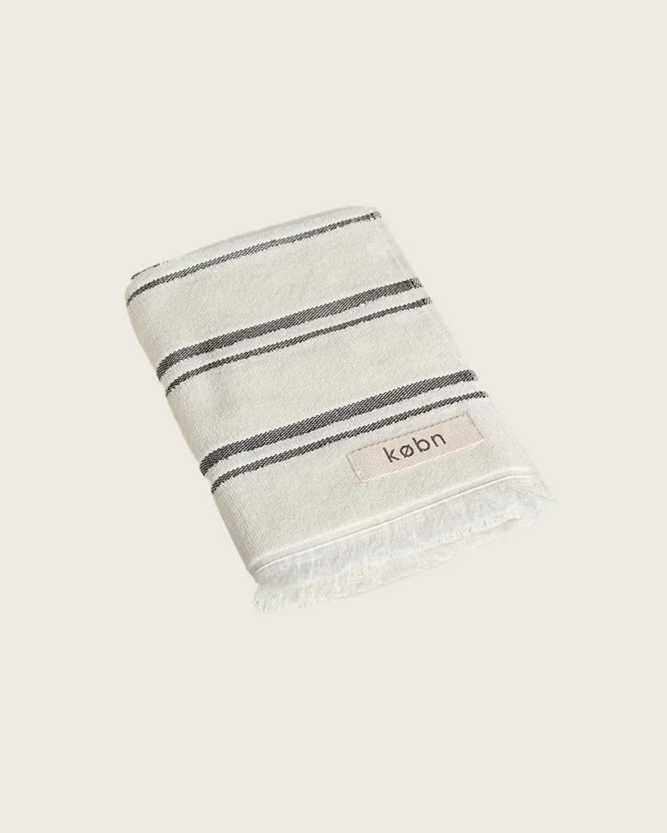 Kobn-Crema-Hand-Towel_1c25468c-5212-4f31-8c79-b8fc30178862.webp