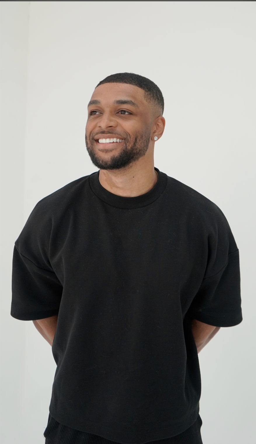 Stefan Saunders Headshot Photo