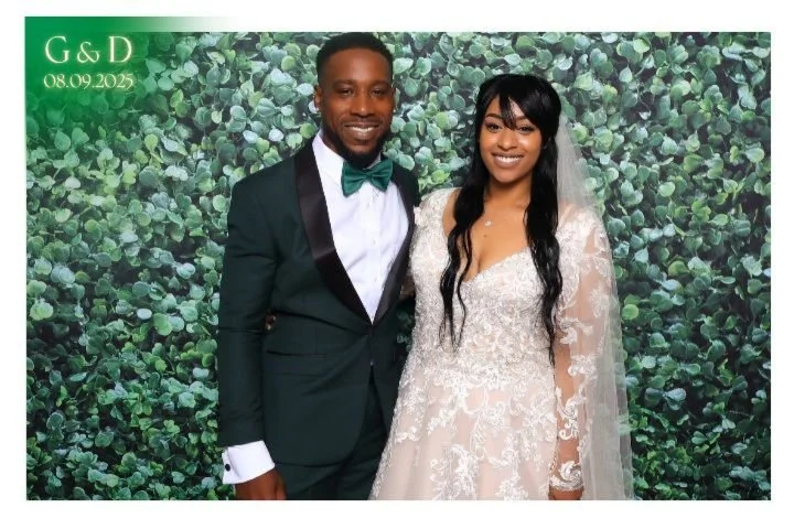 Elevating wedding moments into breathtaking memories &mdash; Swirlorama style. ✨📸
#photooftheday #photobooth #photoboothrental #wedding #corporateevents #weddingphotography