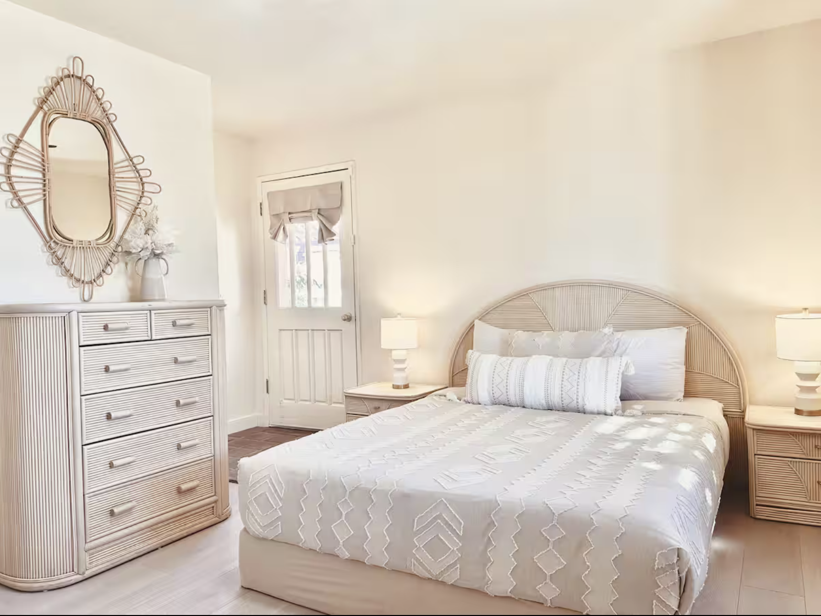 bedroom 5 .png