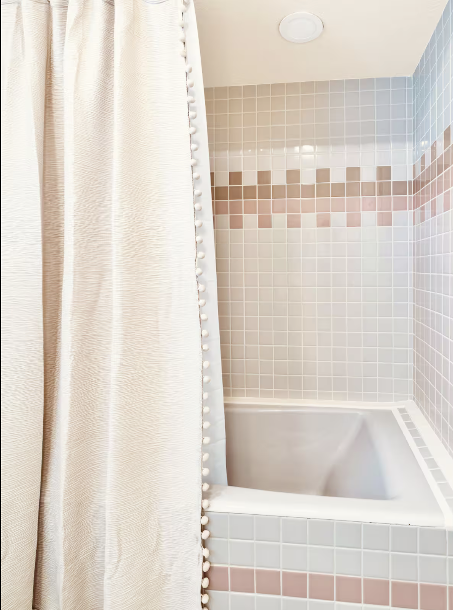 full bathroom shower.png