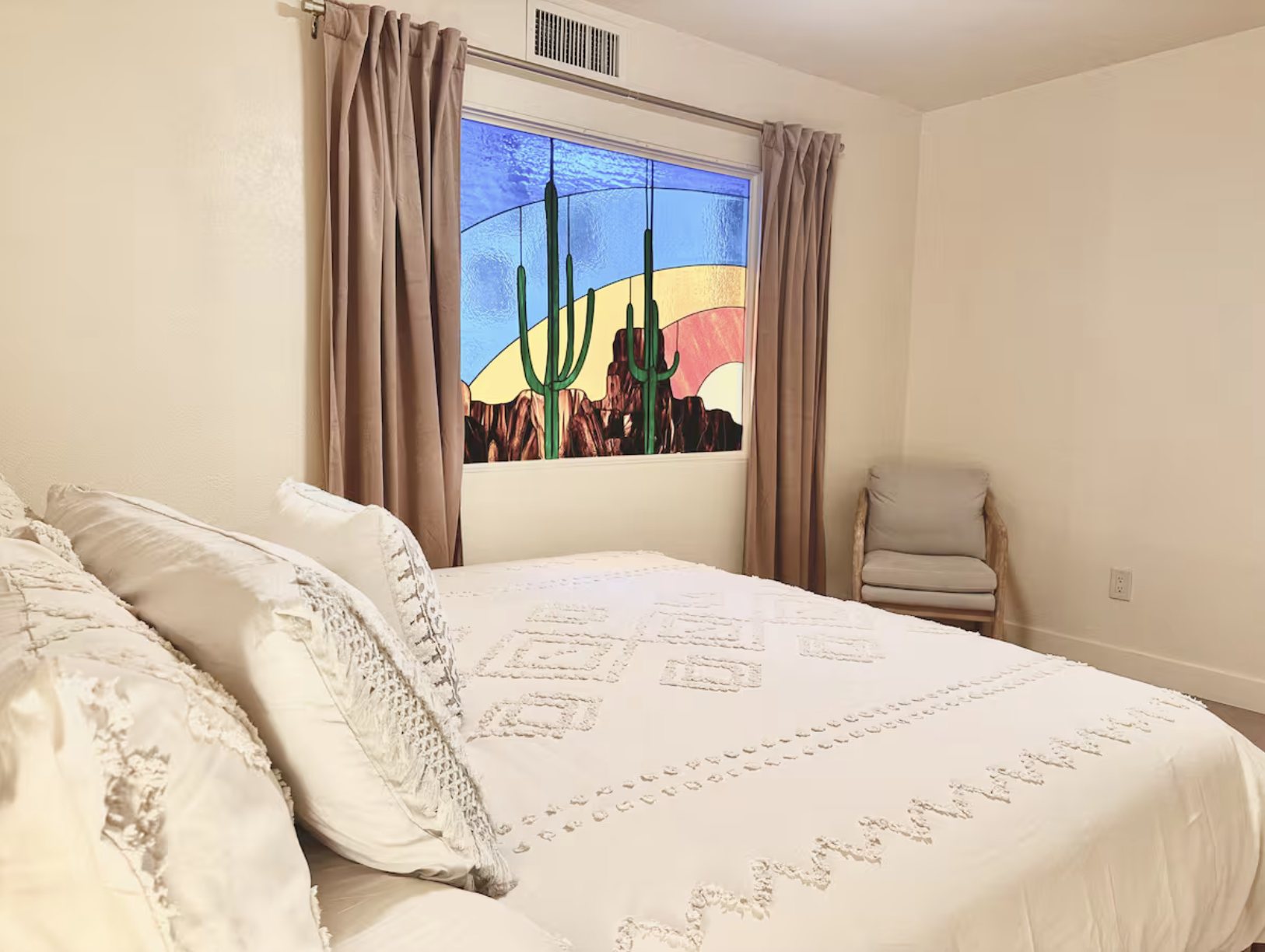 Joshua Tree Serenity Retreat - April 2027