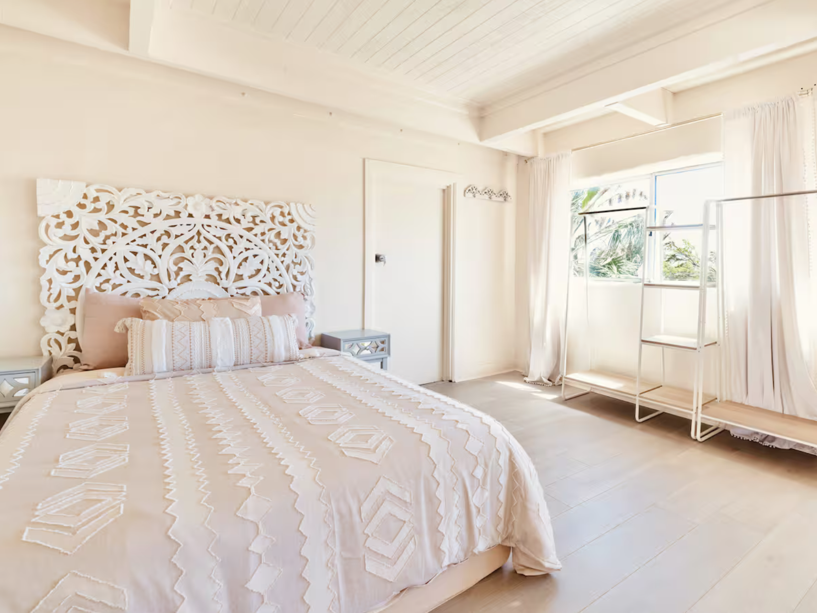 bedroom 7 window.png