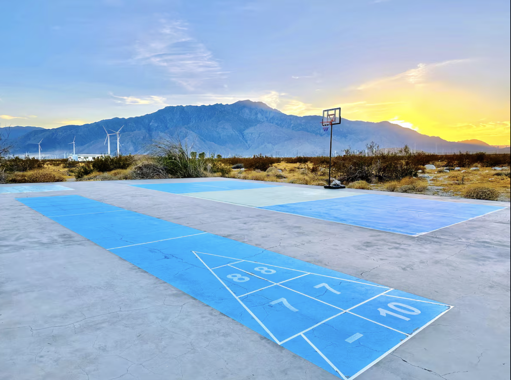 outdoor game court.png