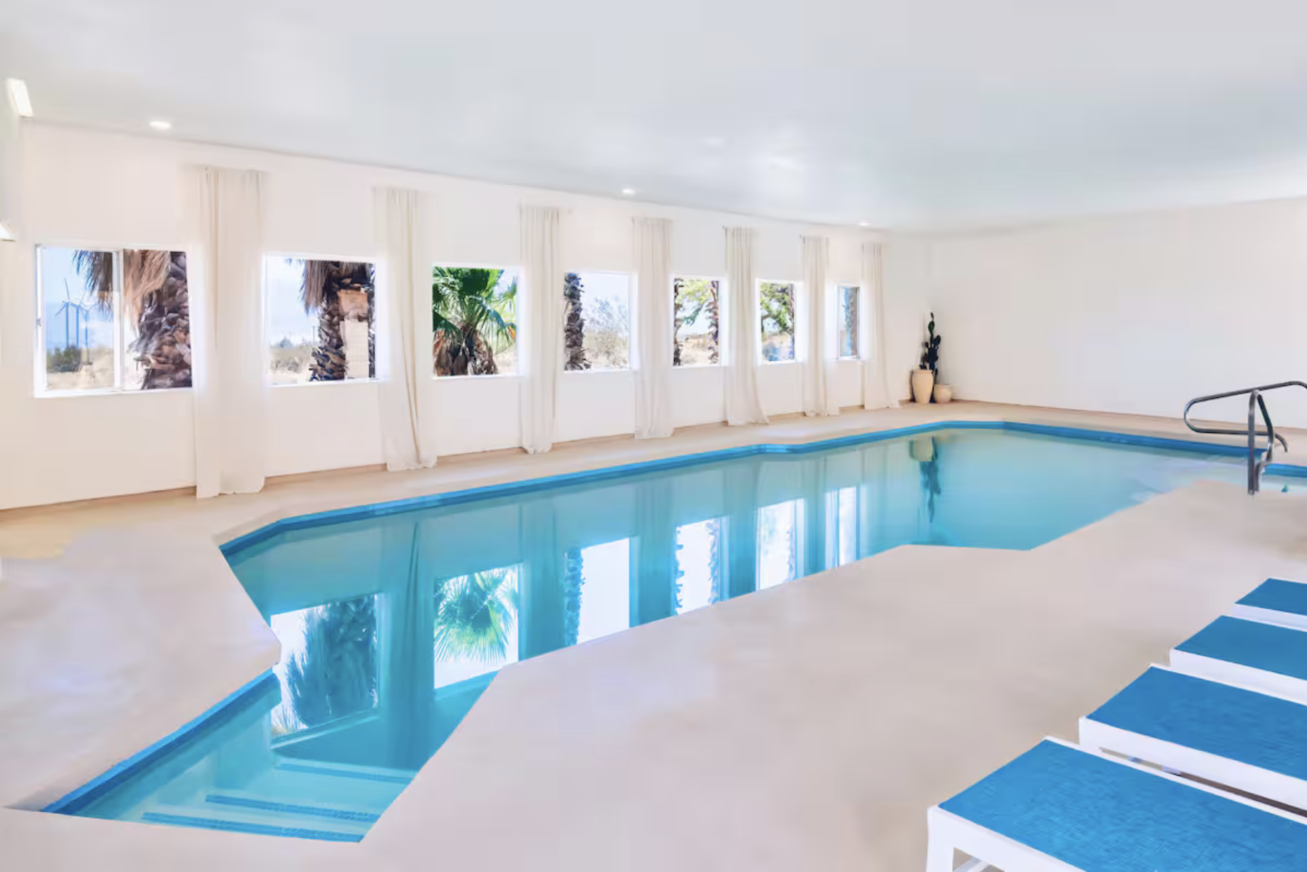 indoor pool.png