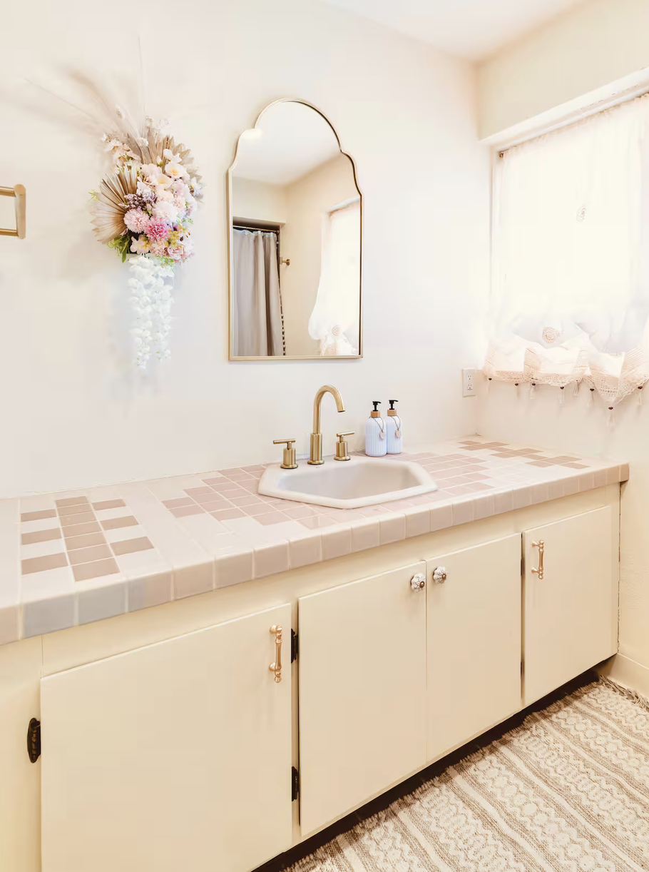 full bathroom 1.png