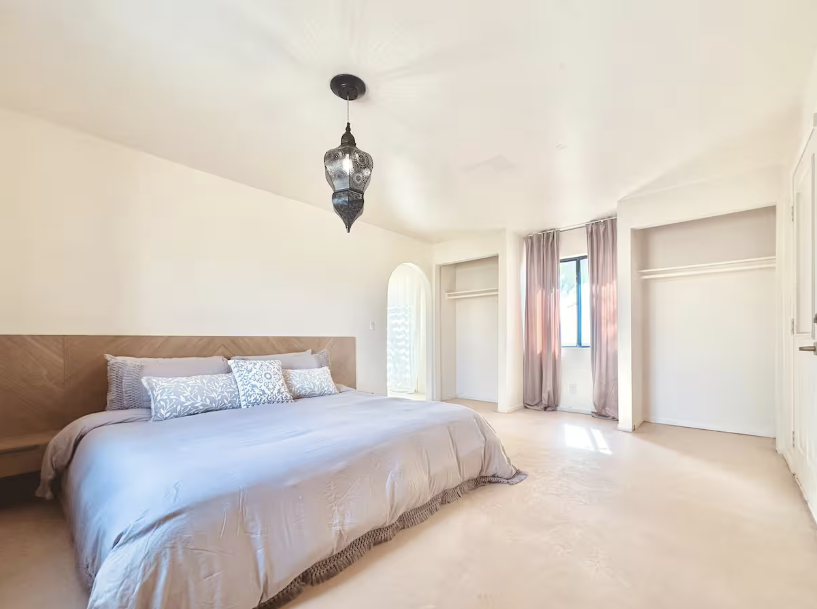 Joshua Tree Serenity Retreat - April 2027