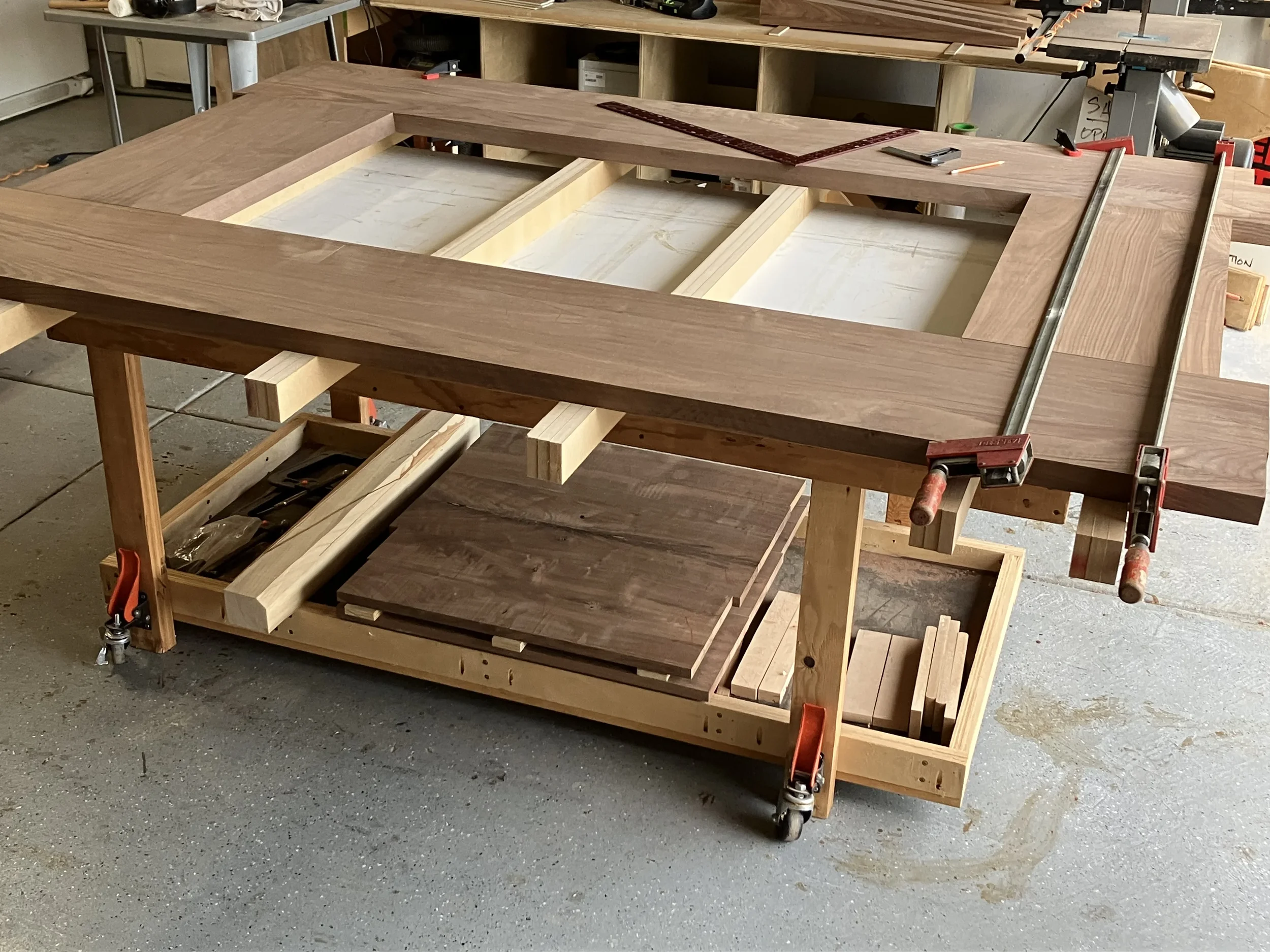 walnut hardwood table fabrication