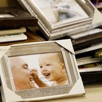 picture frames 2.jpg