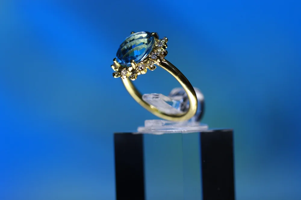 Blue topaz ring — jewelry photography