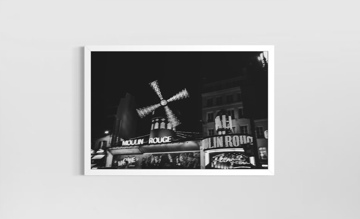 MOULIN ROUGE