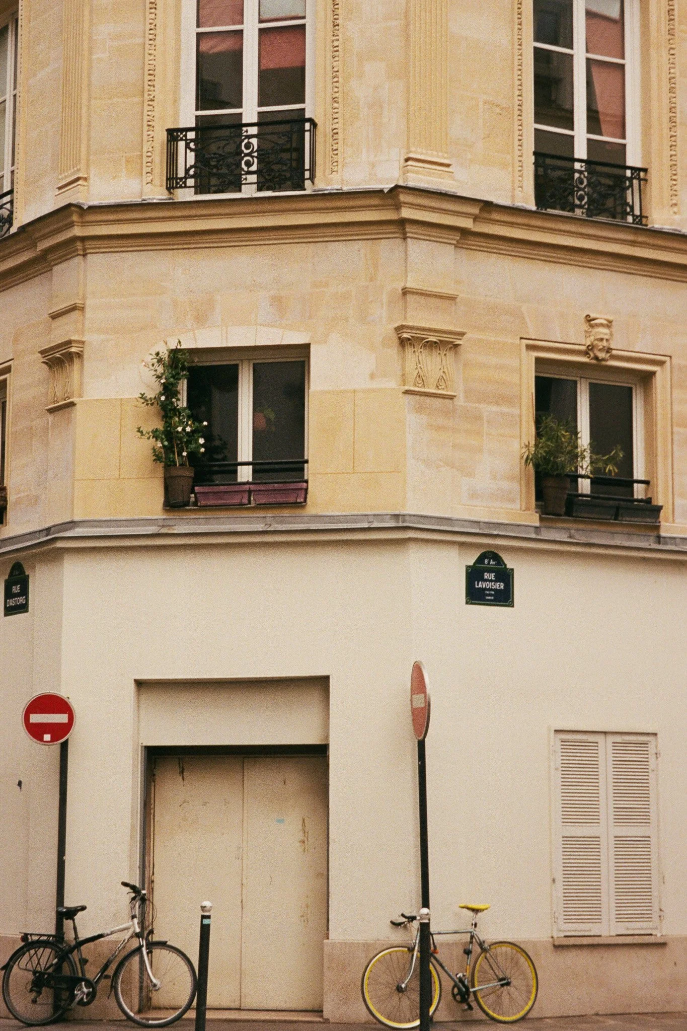 000257360033-edited.jpg