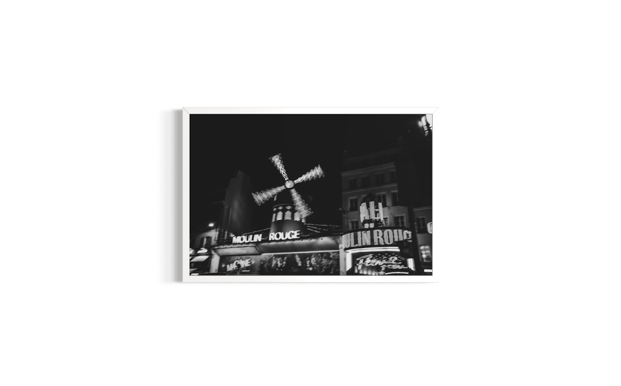 MOULIN ROUGE