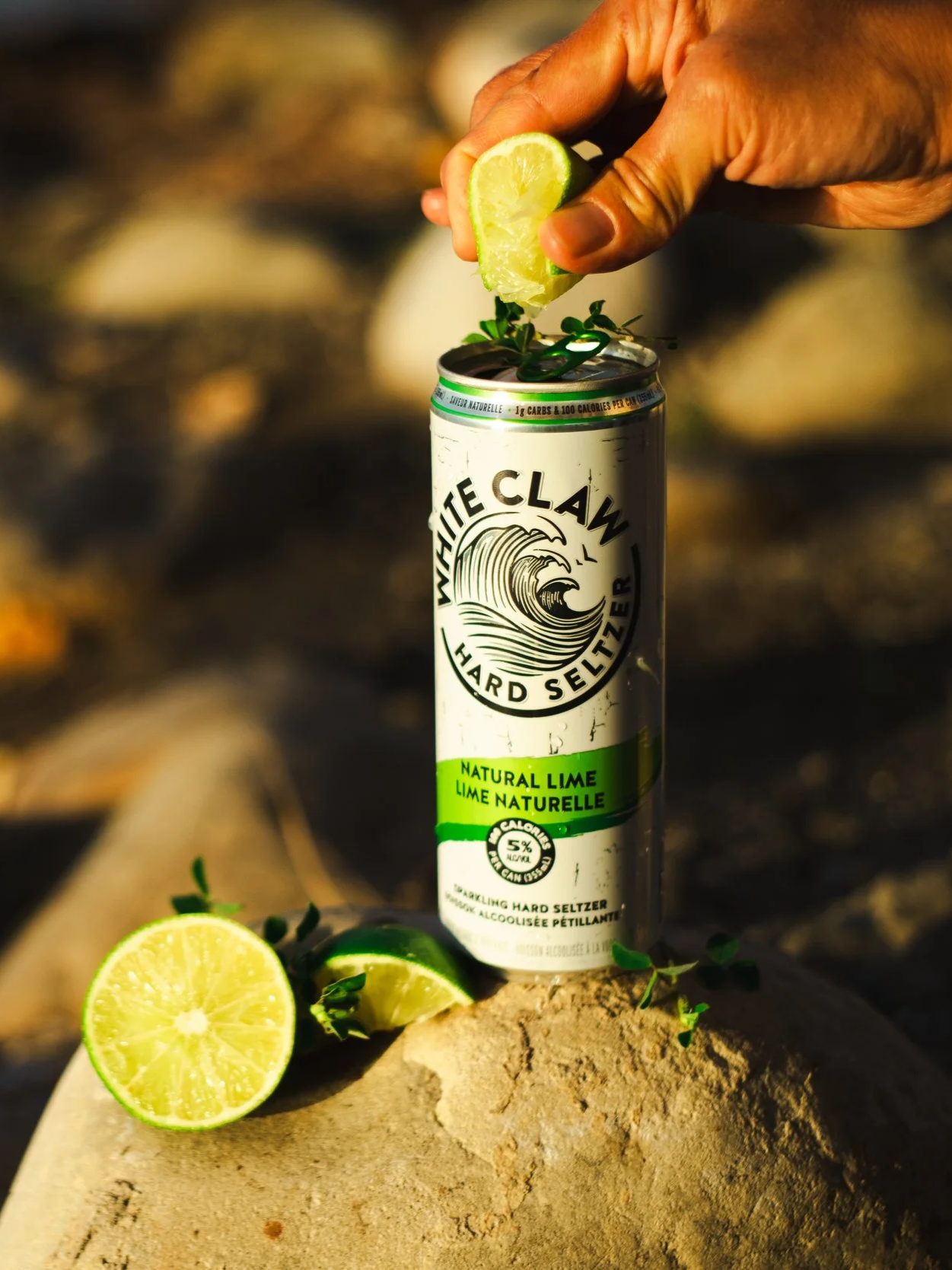 white+claw-8.png