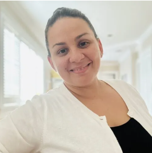 EMDR therapy setup in Orlando, FL with a simple and calming environment