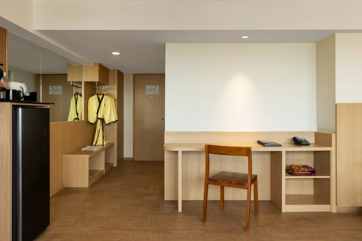 Aveta Suite Room Living Area