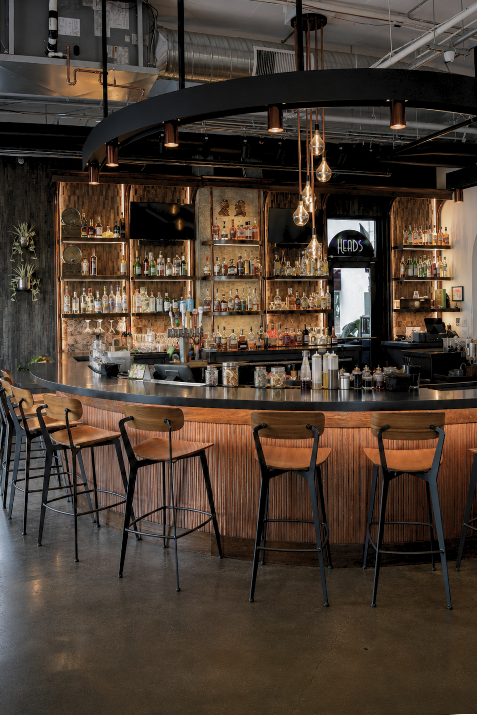 Heads Bar - Redding, CA 