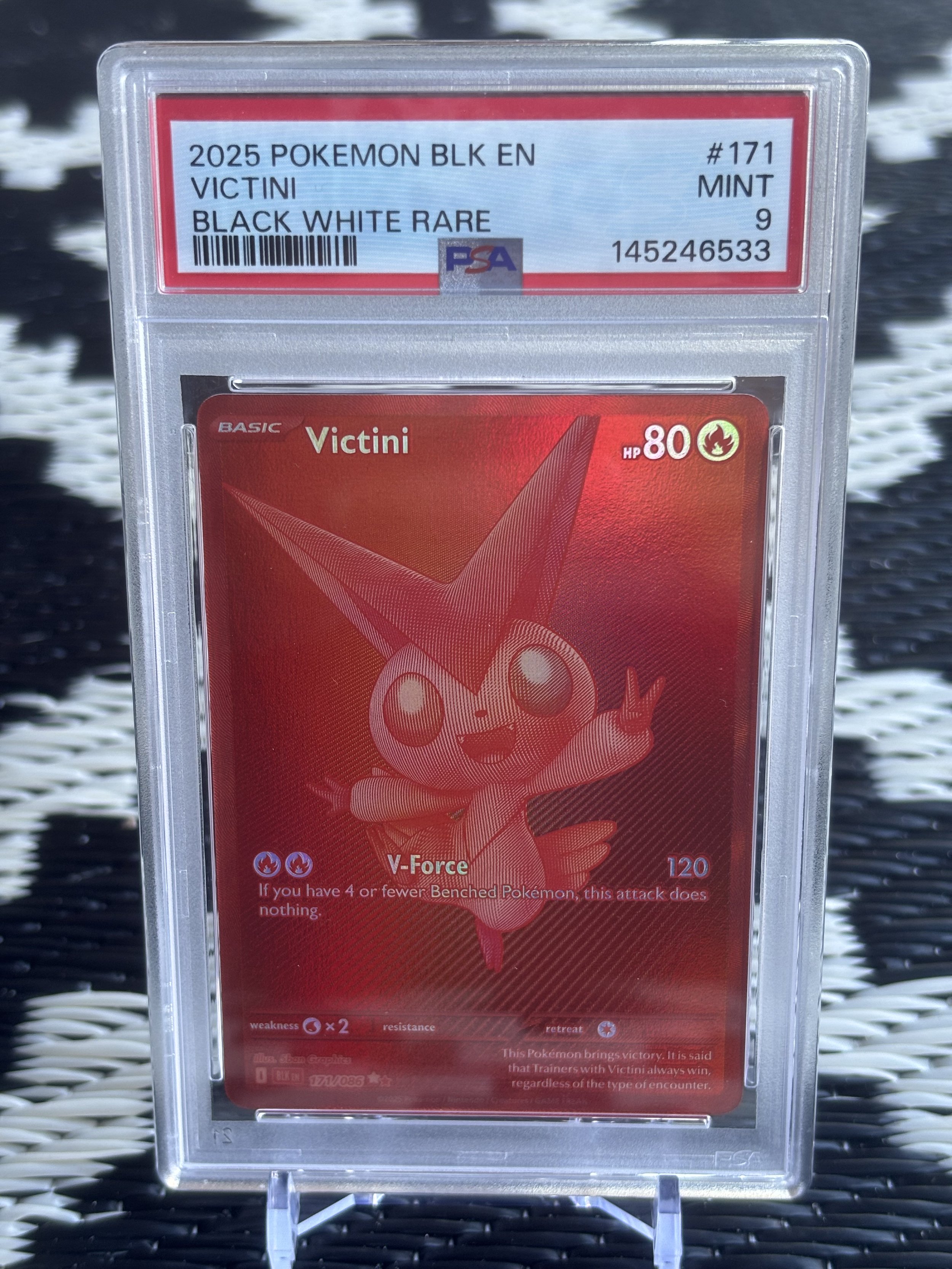 Victini #171/086 GRADED PSA 9
