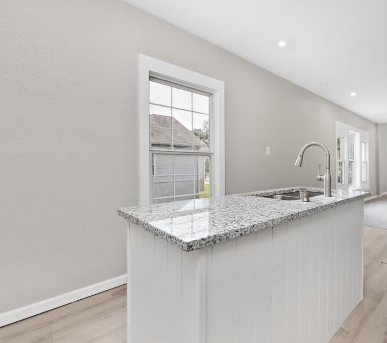 Kitchen island detail