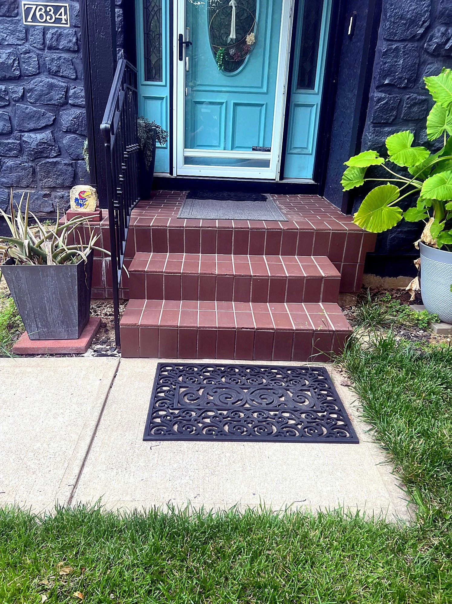 Tile-front entry steps, finished
