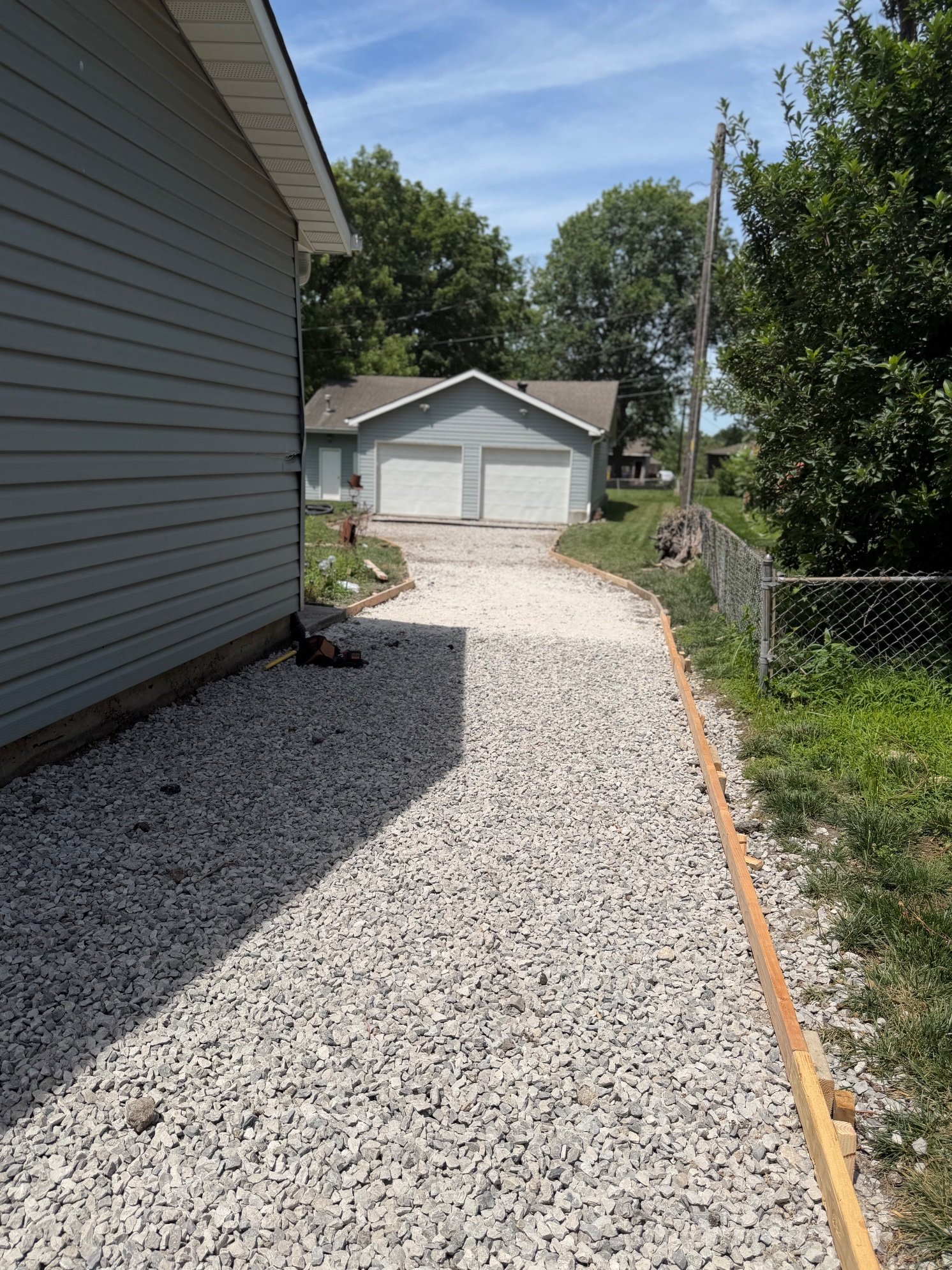 Gravel base, formed and ready