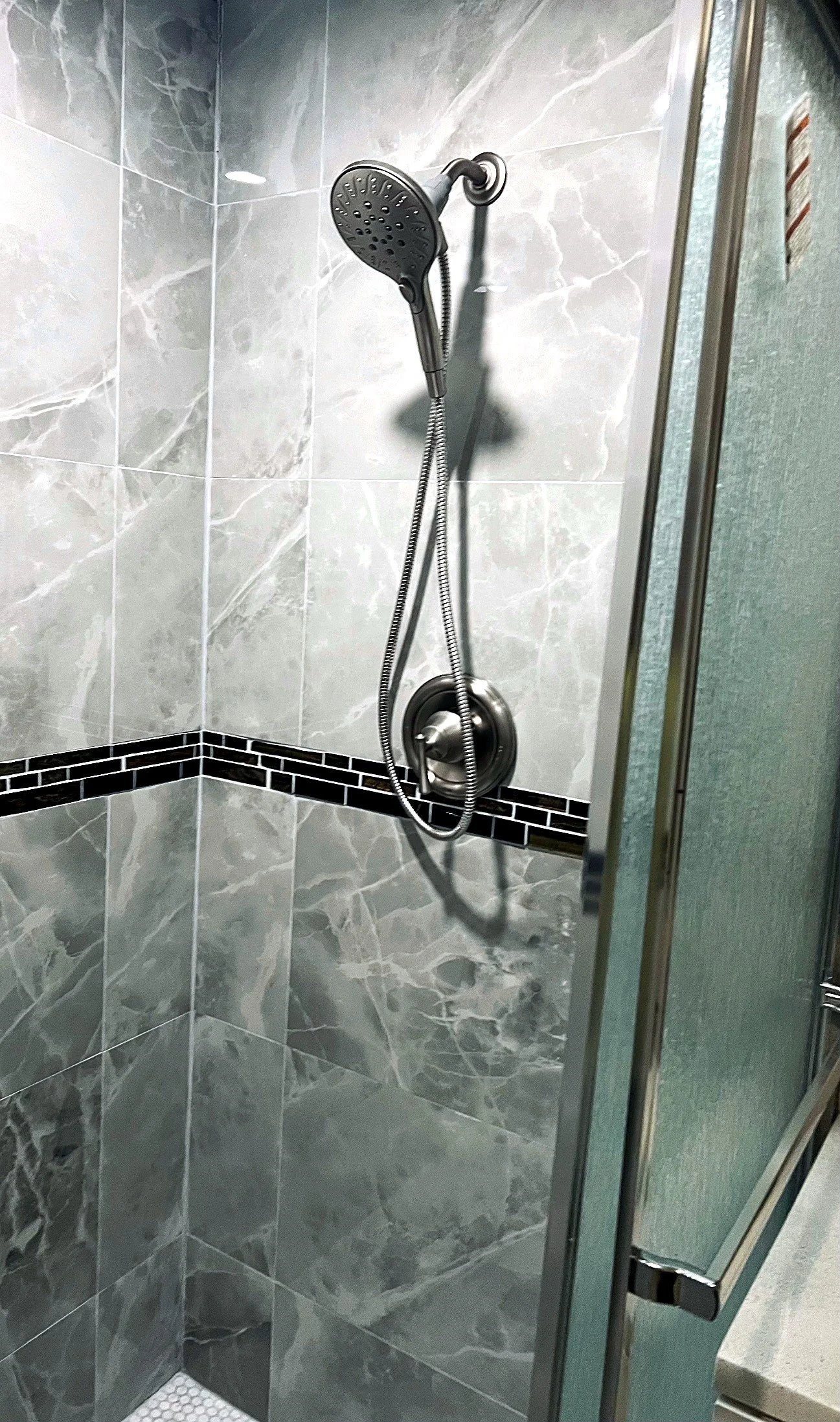 Shower — glass door, handheld showerhead