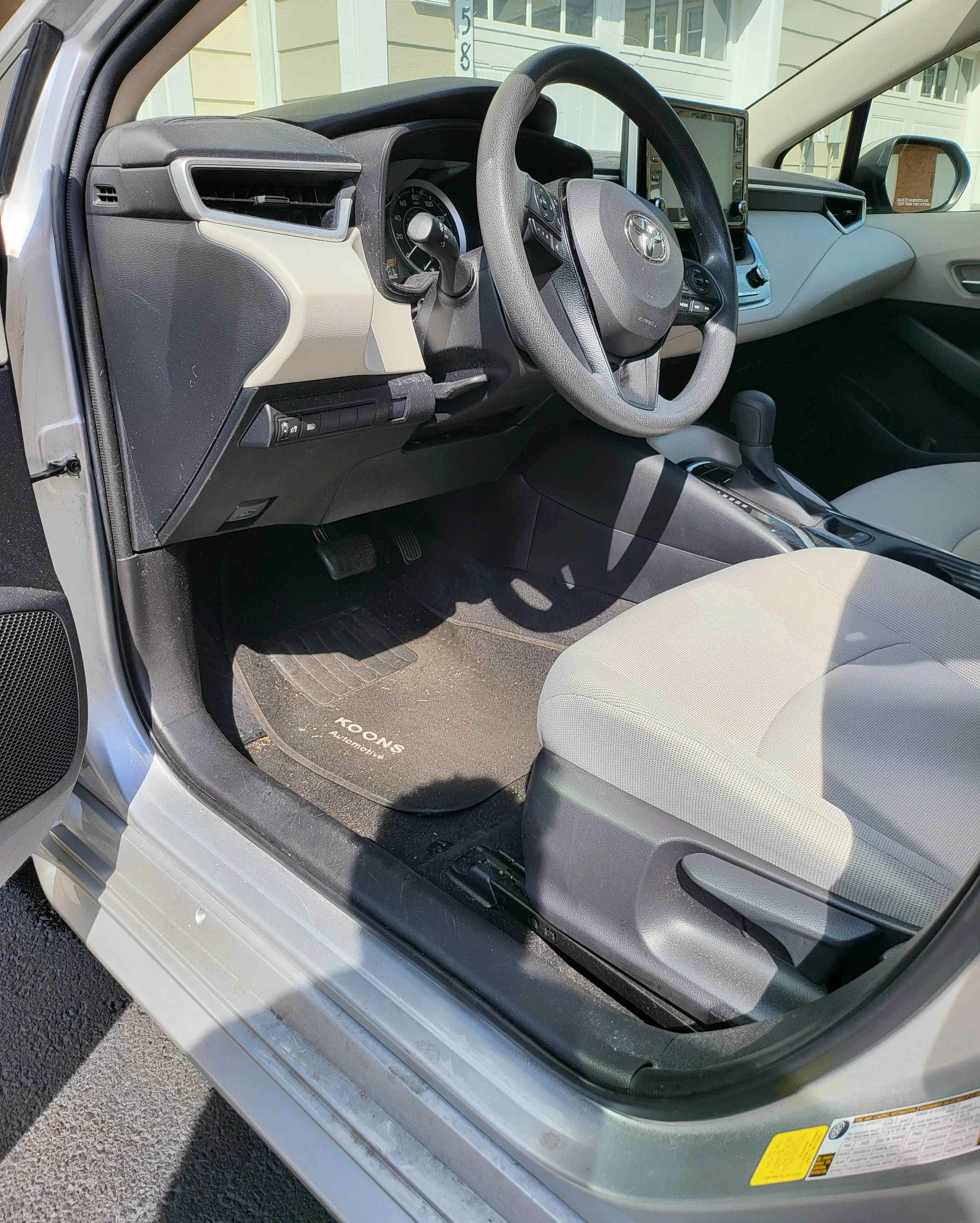Car_Auto_Detailing_Interior_Ashburn_VA_1_Before.jpg