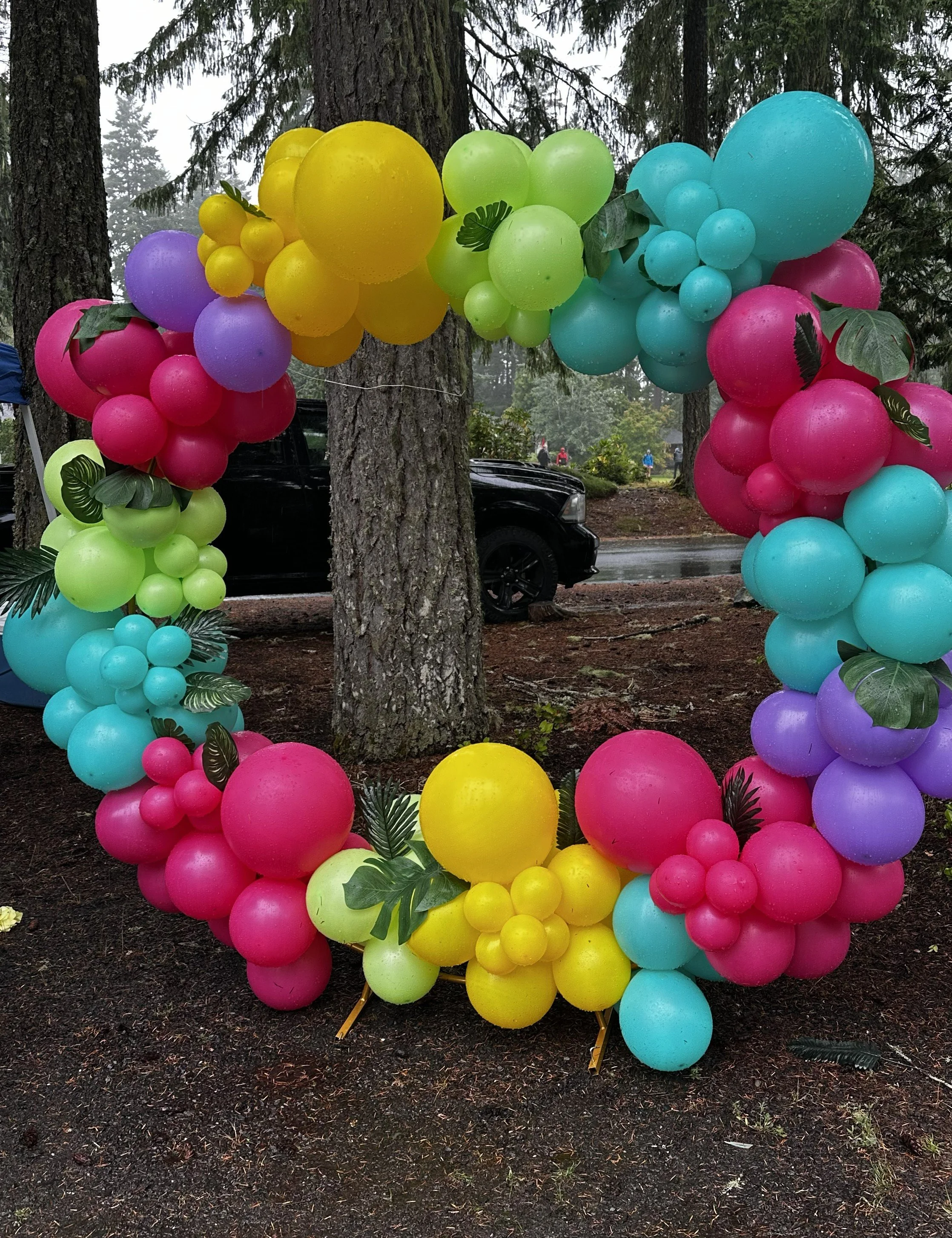 Luau balloons1.heic.jpg