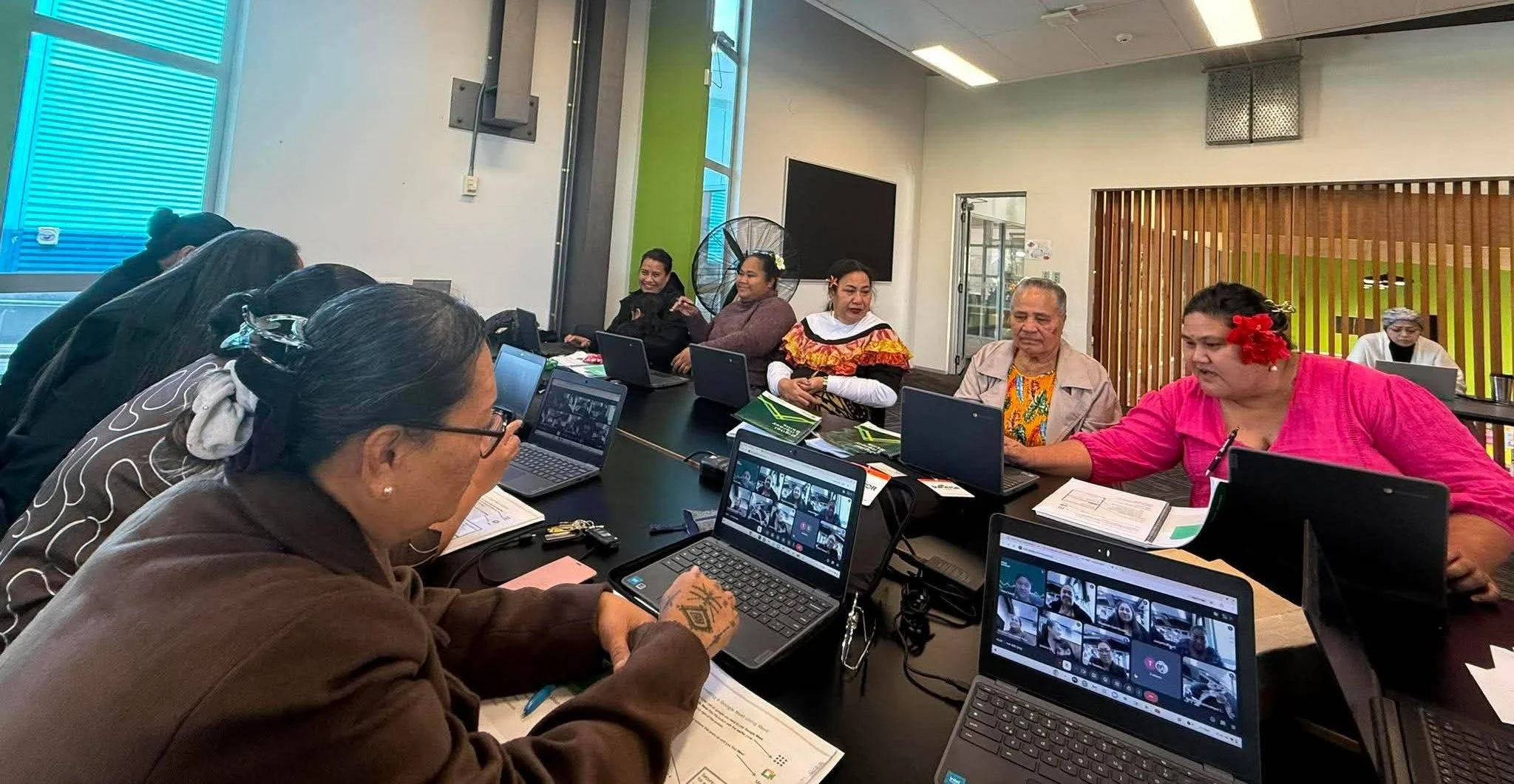Success Stories: Falelalaga Limited learners building digital skills during a Katoa Connect Trust programme, using laptops and online tools in a supportive group learning environment.