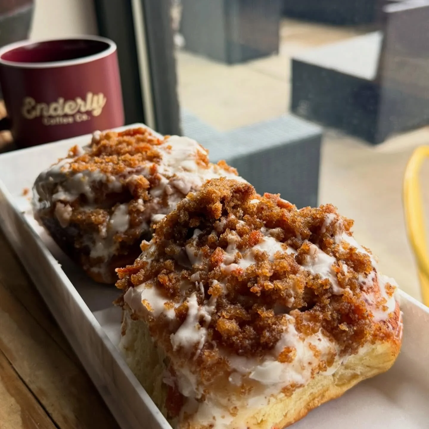 It&rsquo;s raining
And honestly, this is exactly what today calls for

Carrot Cake Cinnamon Rolls
Soft, buttery brioche layered with brown sugar and warm spice
Hints of carrot folded into every bite
Finished with a silky cream cheese glaze that melts