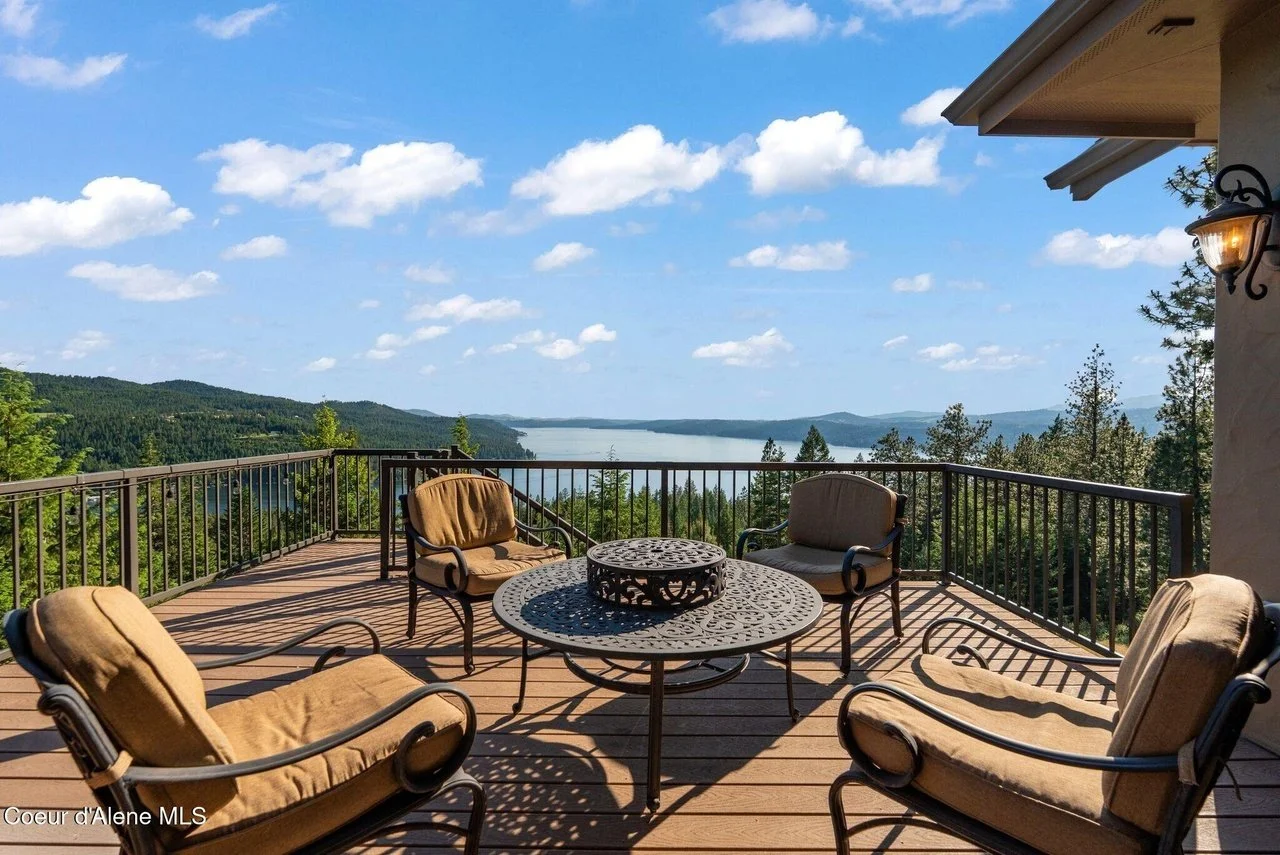 luxury patio.jpg