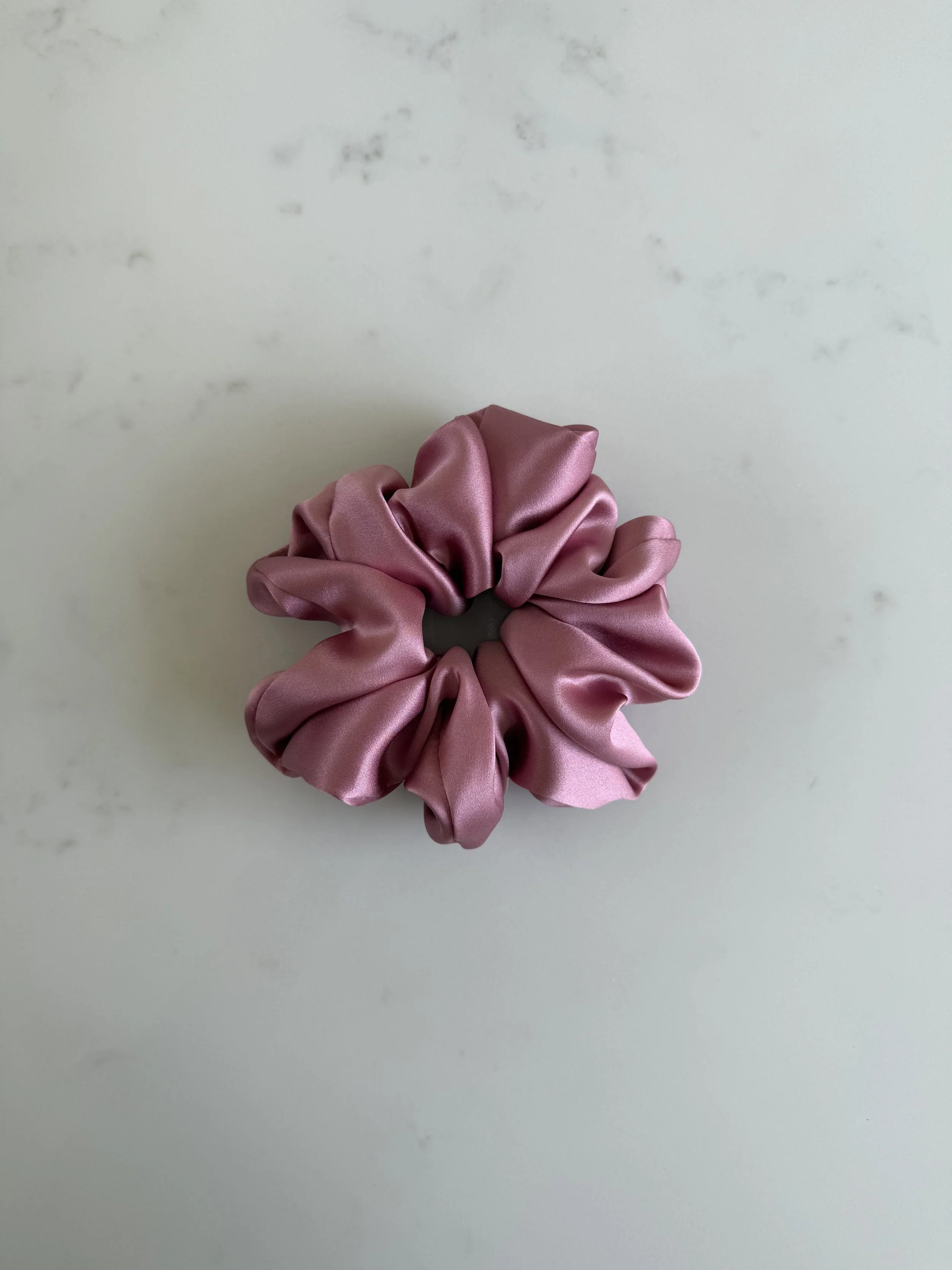 Rosé Scrunchie