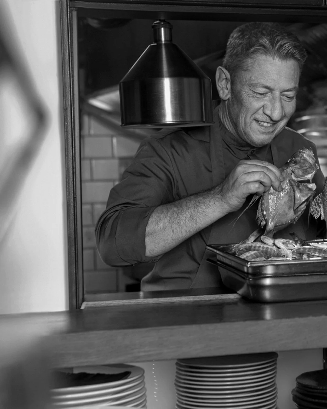 I&rsquo;ve always been captivated by classic French cuisine, especially in a bistro that wraps you in a warm embrace, much like their lovely baguette with a generous pat of butter or their dreamy bouillabaisse which evokes memories of Baroque-era Lil