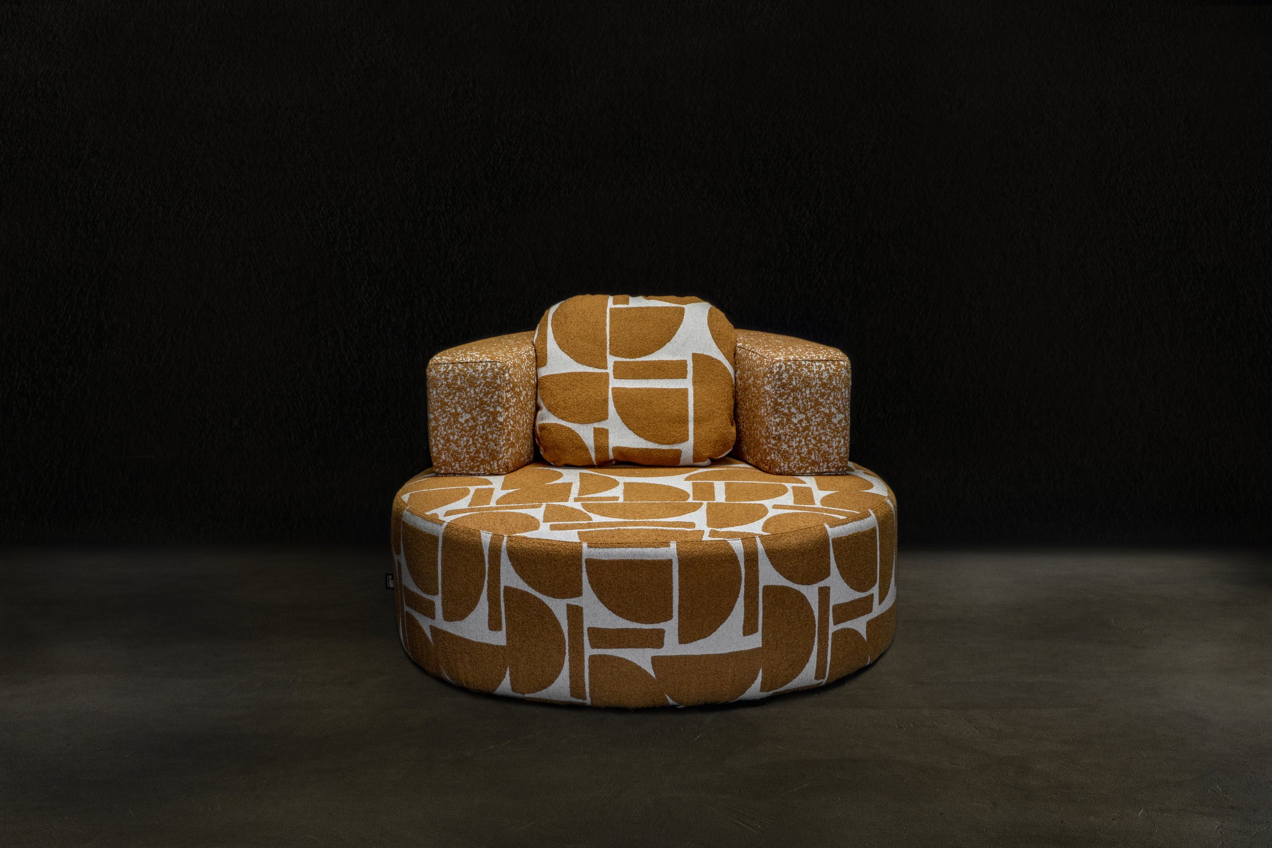 Dafi-Dafi BIG STOOL C2025 – Swivel Edition
ARMCHAIRS  | Premium Furniture Product Photography | Stavros Kostakis