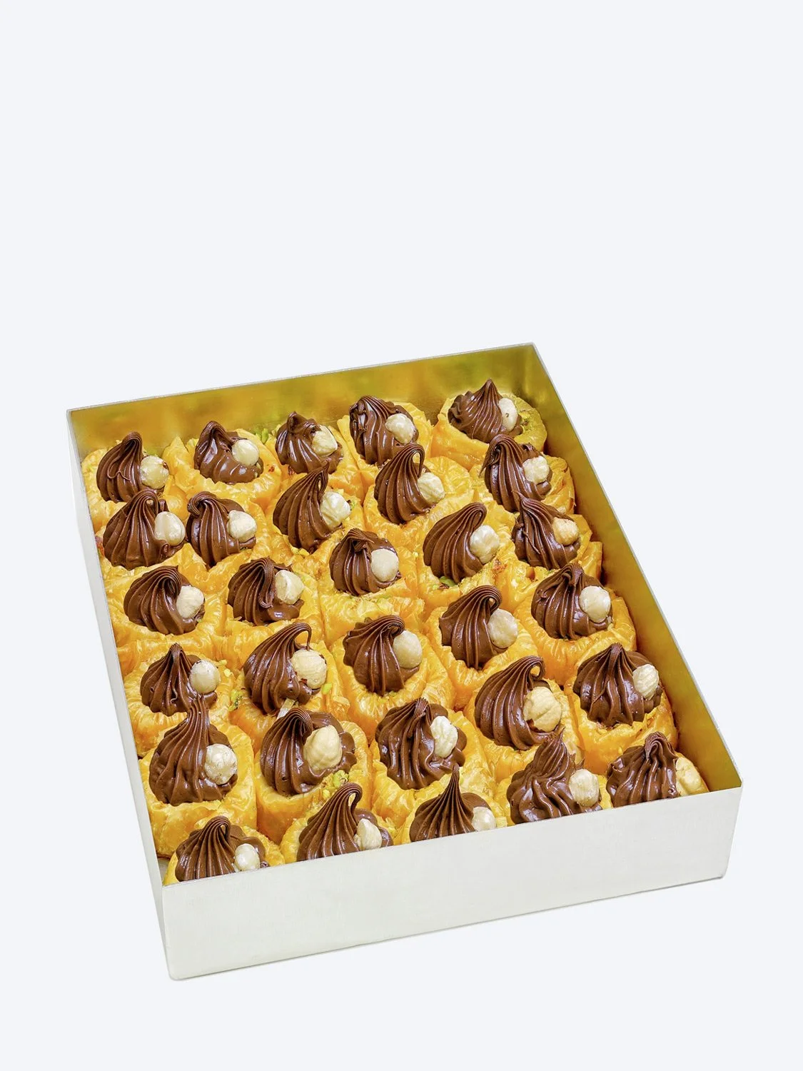 Nikolas Koulepis – Chocolate Praline & Hazelnut Baklava