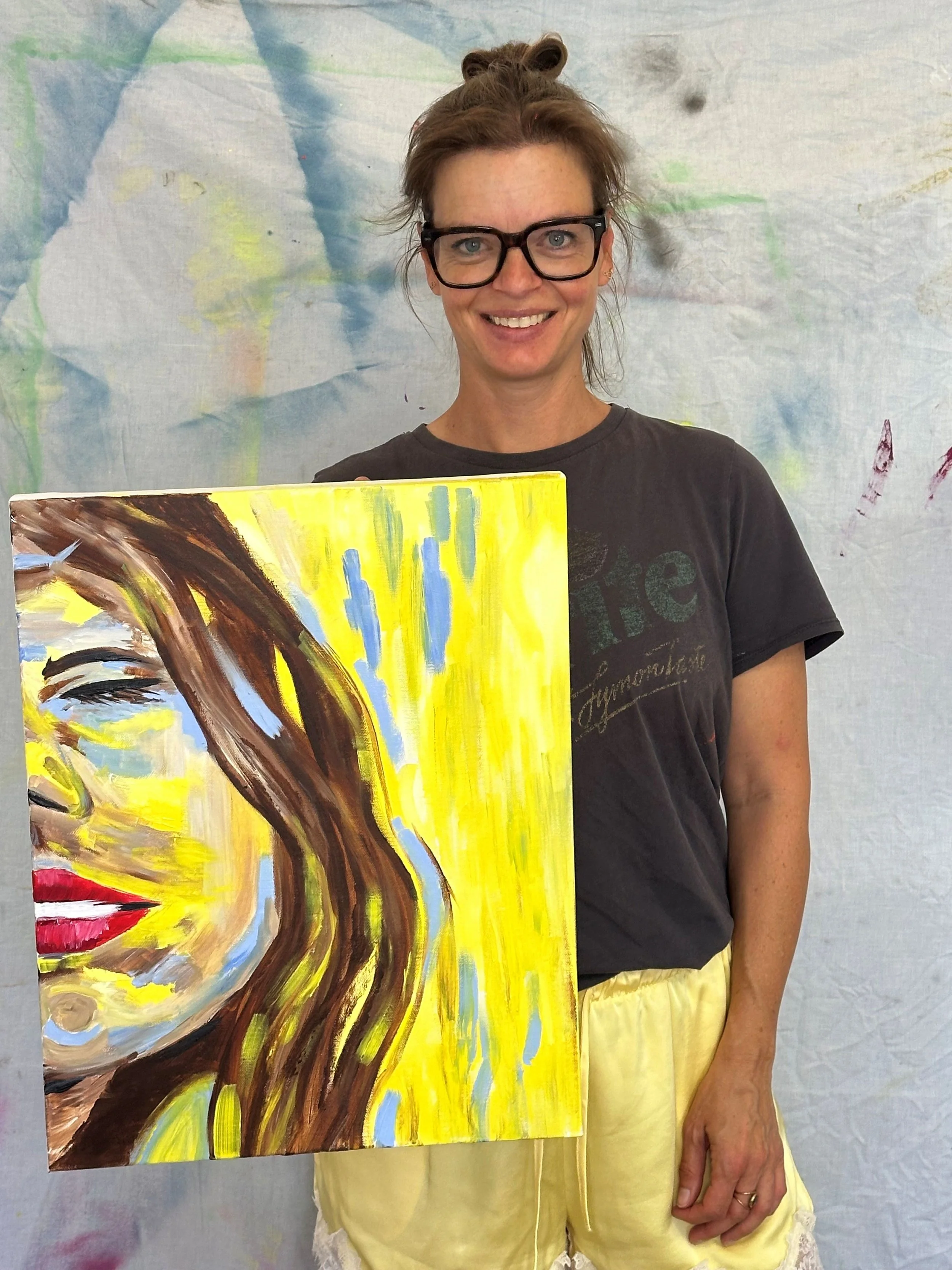 Ava 50x60 480€
