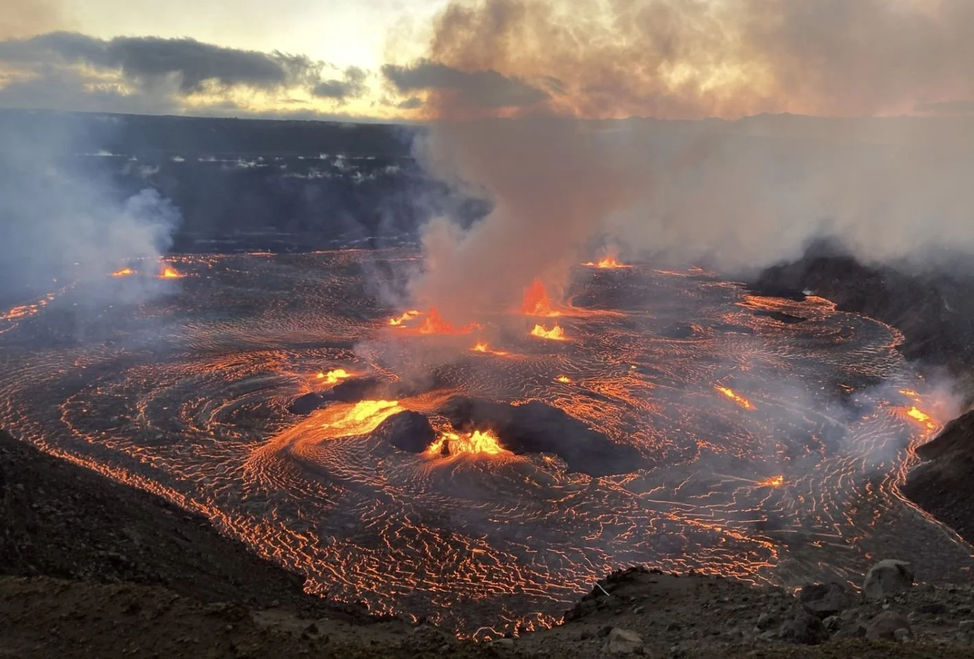 volcanoes erupting during hawaii bike tour