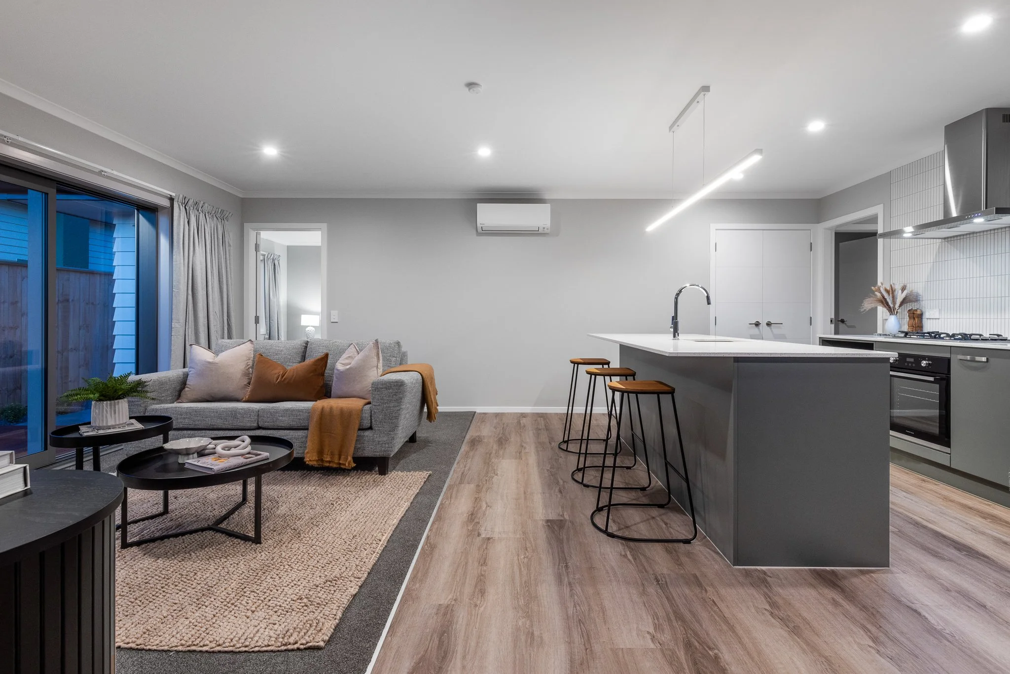 Sundaysrealestate_179A8019 copy.jpg