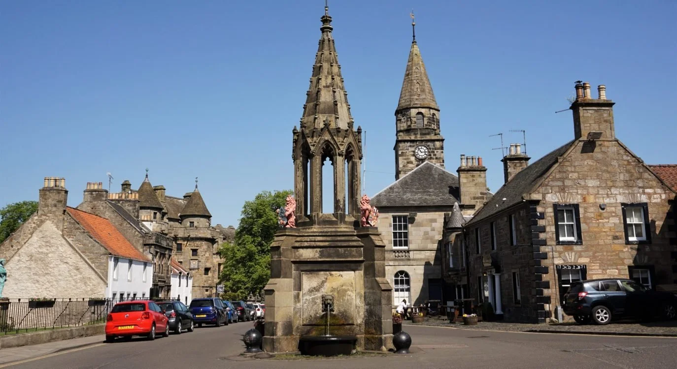 Tour 6 - Bruce Fountain, Falkland (Inverness in Outlander)