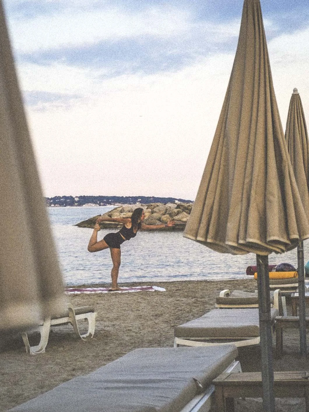 photographe-yoga-independant-professionnel-cannes-nice-antibes.JPG