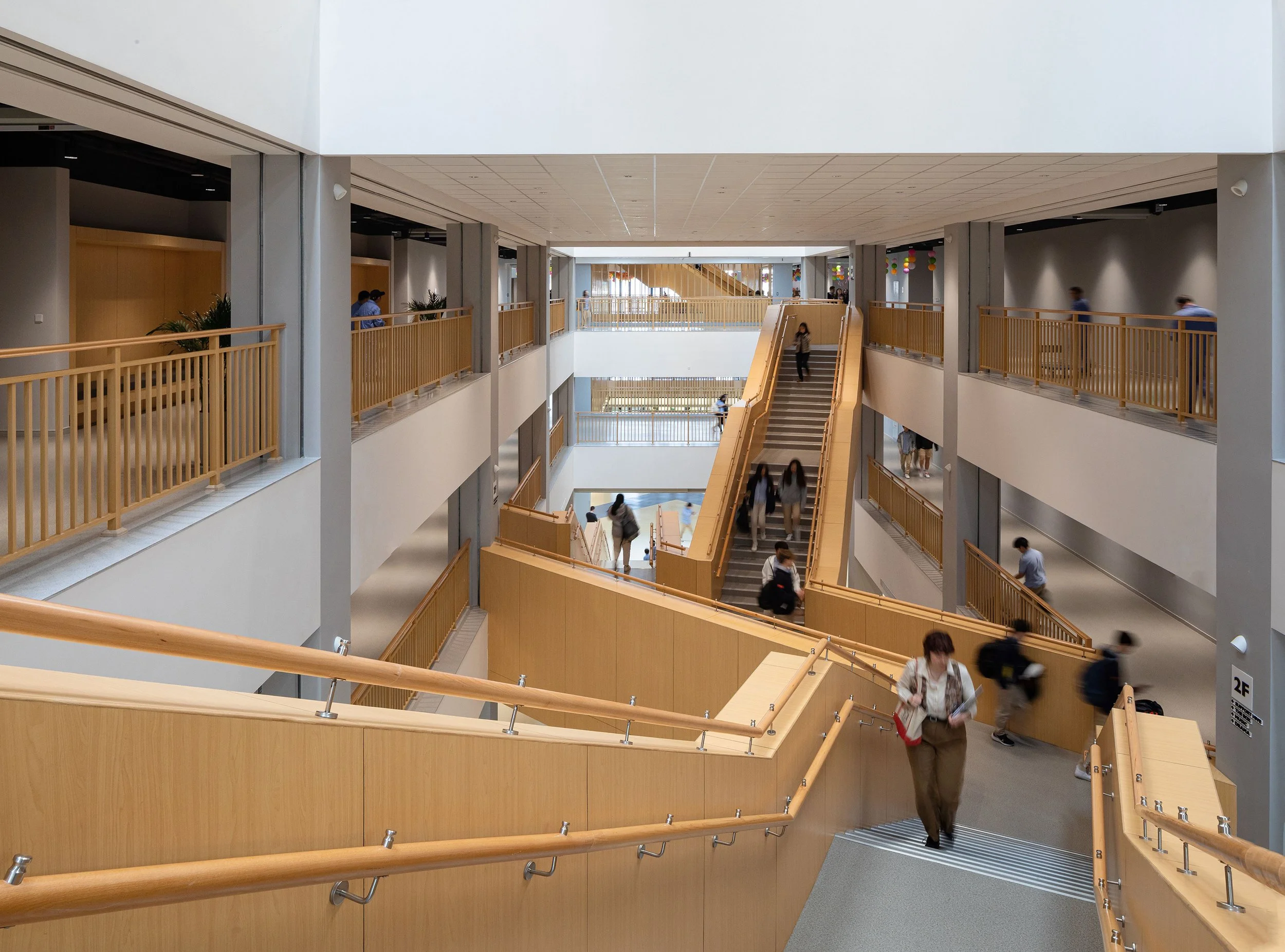 Stairs2.jpg
