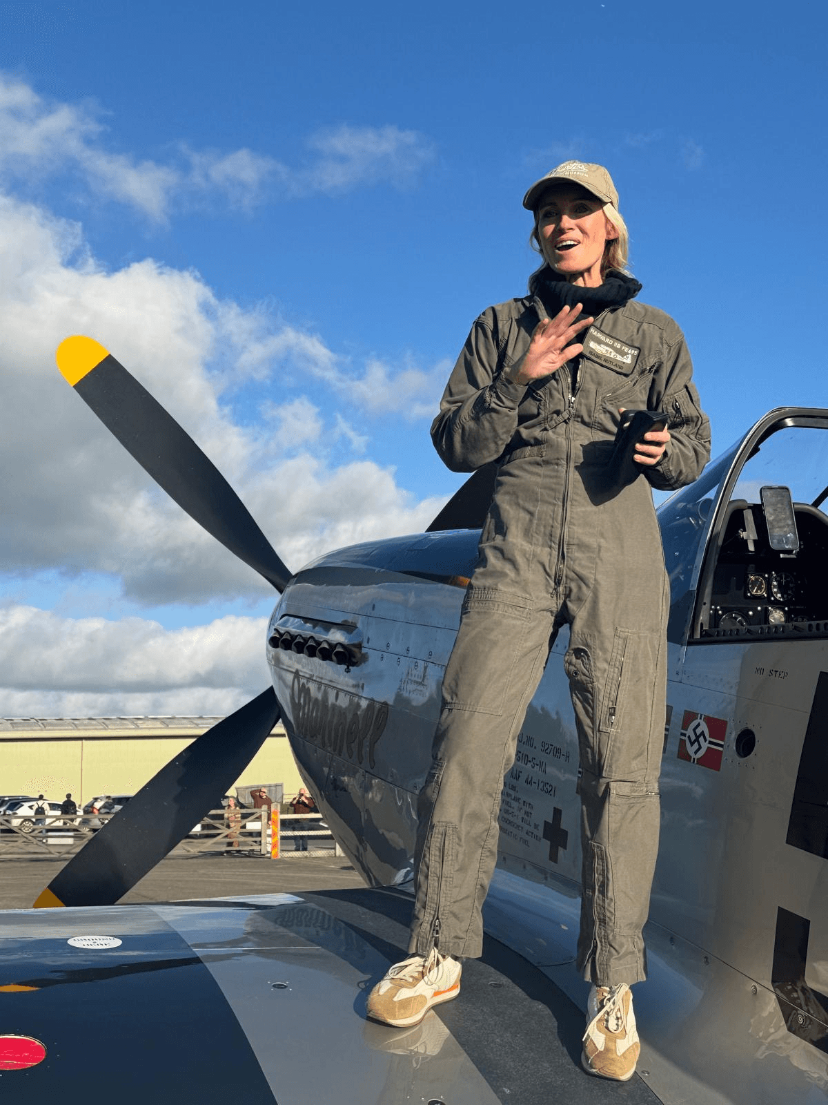 Isabel arriving at Kemble