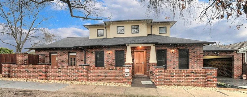 GLEN IRIS RD (11).jpg