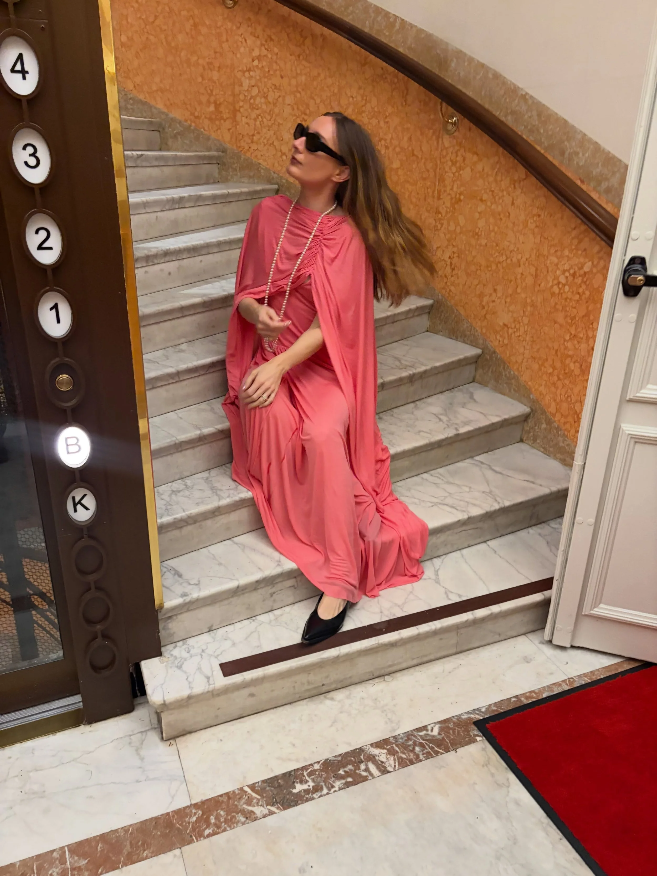 Highlights of my week include wearing my favourite @oldceline dress of all time, staying at an inn and hard launching my frazzled self into Autumn 🩷🤎 you can read all about it over on Substack 💌